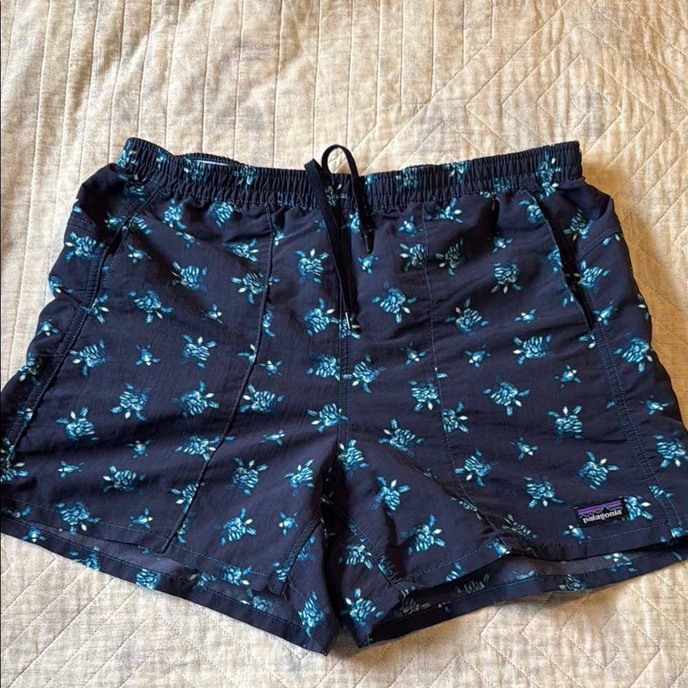 Patagonia Navy Turtle Print Swim Trunks L